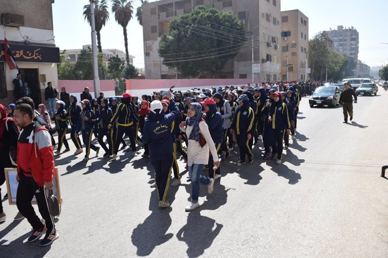 بالتعاون مع منظمة الصحة العالمية وتحت شعار رياضة من اجل الصحة انطلاق فعاليات اليوم الرياضي بجامعة سوهاج