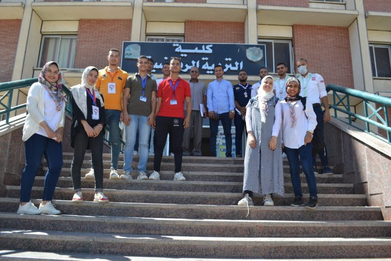 جانب من تقديمات الطلاب الجُدُد وإستكمال إجراءات القيد بكلية التربية الرياضية للعام الجامعى الجديد 2020-2021م