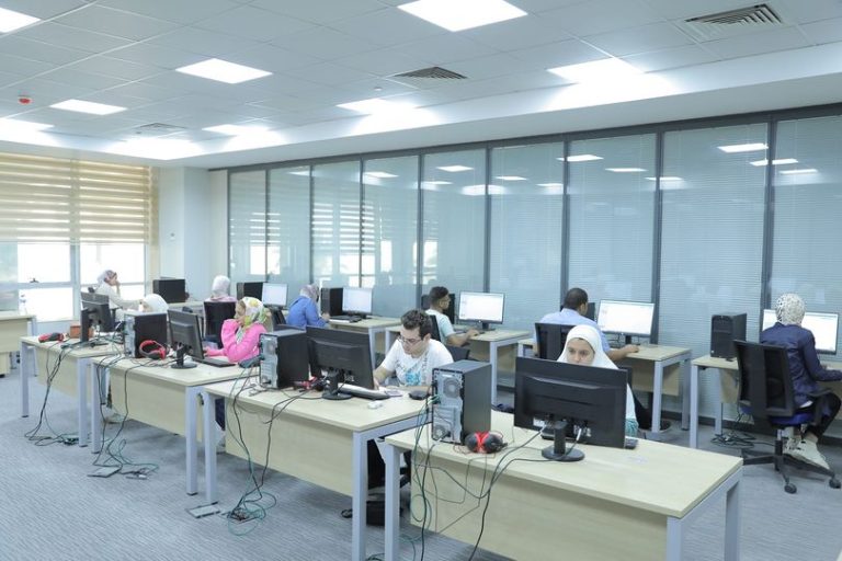 التعليم العالي: مكتب التنسيق يعلن تسجيل 101 ألف طالب وطالبة في اختبارات القدرات للثانوية العامة المصرية
