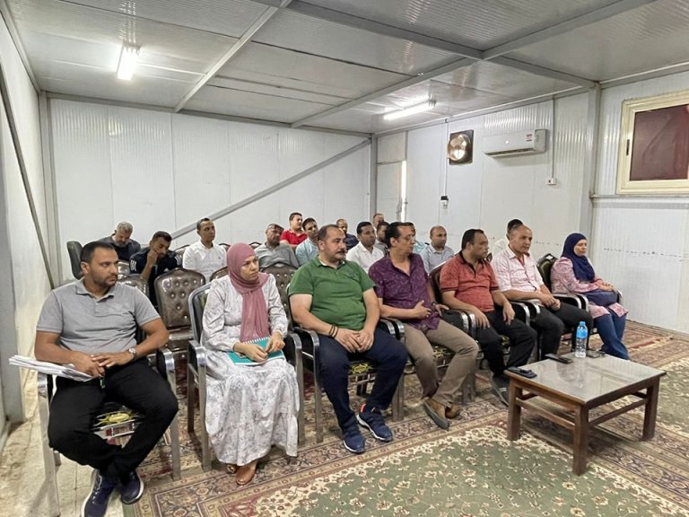 إجتماع الكادر الأكاديمى للكلية برئاسة السيد عميد الكلية والسادة الوكلاء  إستعدادا لبدء العام الدراسى الجامعى 2024-2025م